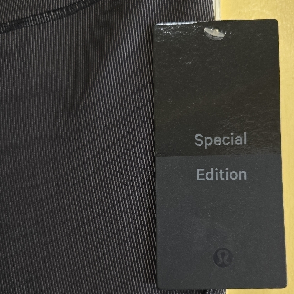 NWT Lululemon Base Pace High Rise Tight 25" 4 Two-toned Ribbed Black / Gull Grey - Picture 10 of 12
